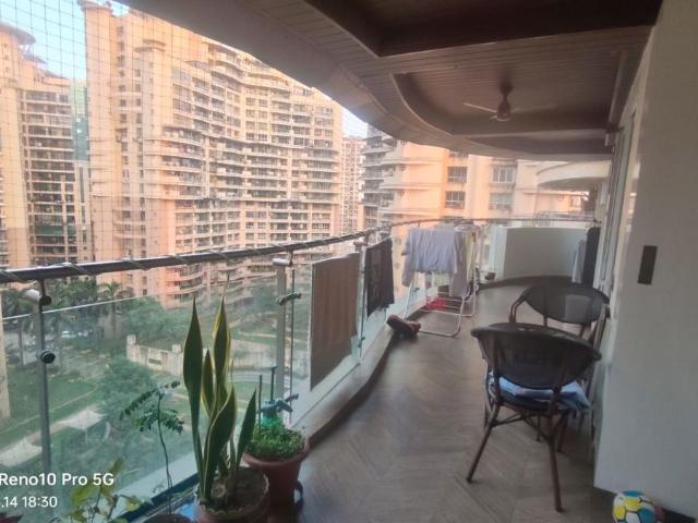 Resale | 3 BHK + Study Room 1502 Sq.Ft. Apartment in Nahar Mimosa and Mirabilis
