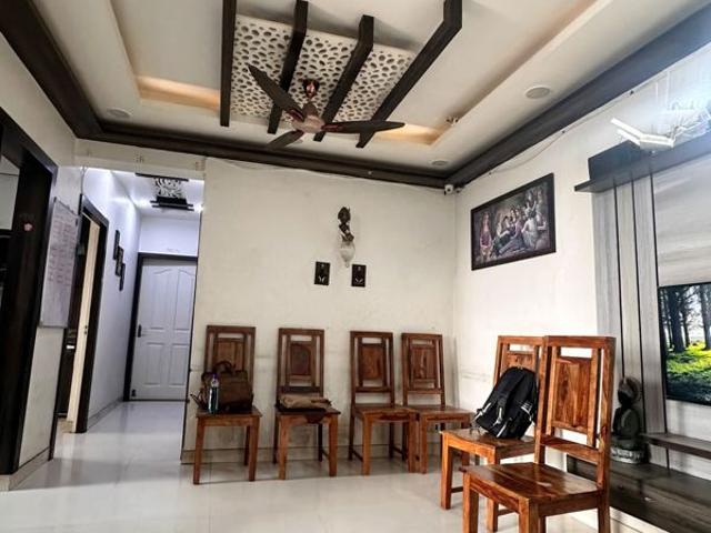 Resale | 3 BHK + Study Room 1550 Sq.Ft. Apartment in Amrapali Zodiac