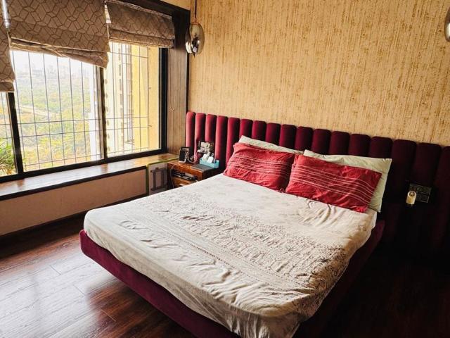 Resale | 3 BHK + Study Room 1550 Sq.Ft. Apartment in Gundecha Altura