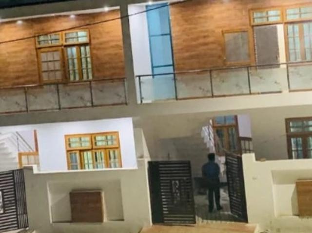 Resale | 3 BHK + Study Room 1550 Sq.Ft. Independent House in Faizabad Road