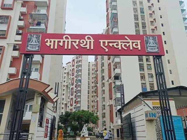 Resale | 3 BHK + Study Room 1564 Sq.Ft. Apartment in UPAVP Bhagirathi Enclave
