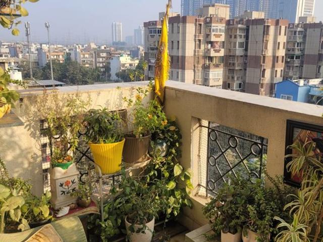 Resale | 3 BHK + Study Room 1700 Sq.Ft. Apartment in Gracious Tower