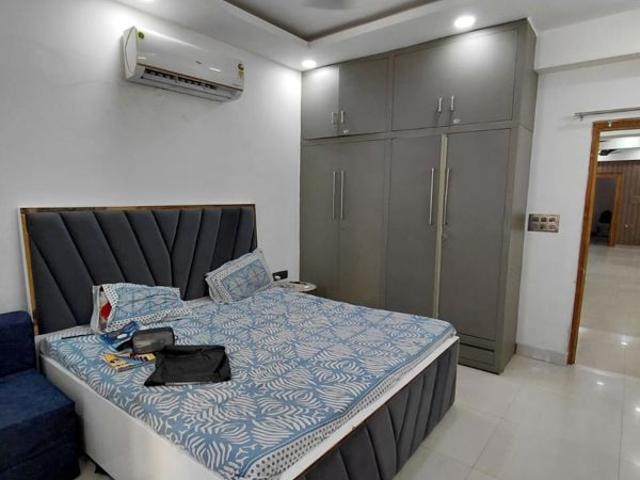 Resale | 3 BHK + Study Room 1765 Sq.Ft. Apartment in Gaurs Green Vista