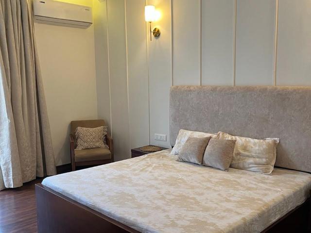 Resale | 3 BHK + Study Room 1765 Sq.Ft. Apartment in Gaurs Green Vista