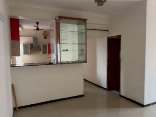 Resale | 3 BHK + Study Room 1890 Sq.Ft. Apartment in Gulshan GC Grand