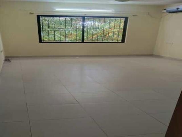 Resale | 3 BHK + Study Room 1890 Sq.Ft. Apartment in Renaissance Aero
