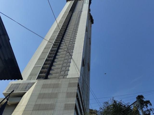 Resale | 3 BHK + Study Room 2100 Sq.Ft. Apartment in Ruparel Ariana