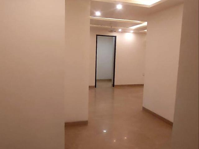 Resale | 3 BHK + Study Room 2235 Sq.Ft. Apartment in Suraj Oranje Castle