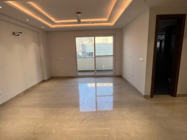 Resale | 3 BHK + Study Room 2340 Sq.Ft. Apartment in Cameron Courts
