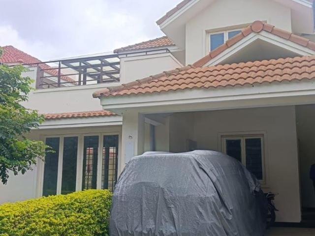 Resale | 3 BHK + Study Room 2800 Sq.Ft. Villa in Mulberry Meadows