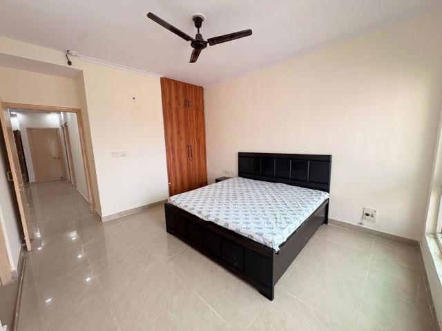 Resale | 3 BHK + Study Room,Extra Room 1795 Sq.Ft. Apartment in Prateek Grand City