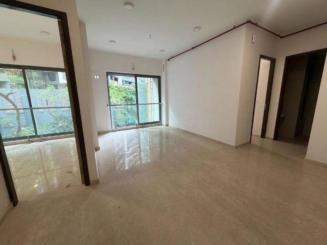 Resale | 3 BHK + Study Room,Extra Room 990 Sq.Ft. Apartment in Adani Ten BKC