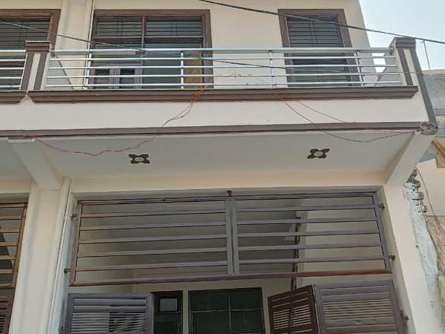 Resale | 3 BHK + Store Room 900 Sq.Ft. Independent House in Surat Nagar