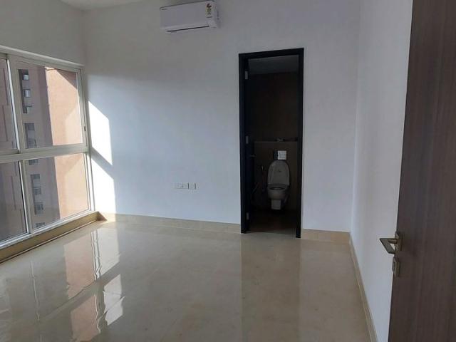 Resale | 3 BHK + Store Room 1129 Sq.Ft. Apartment in Runwal Forests