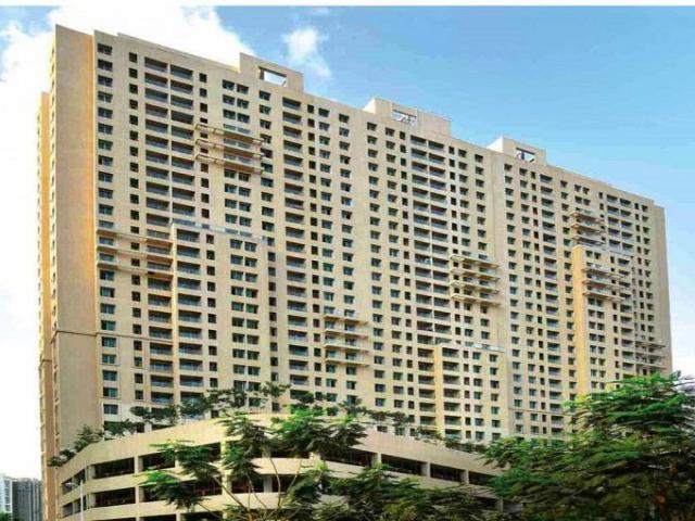 Resale | 3 BHK + Store Room 1158 Sq.Ft. Apartment in Rustomjee Verdant Vistas