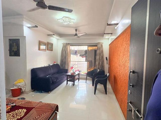 Resale | 3 BHK + Store Room 1200 Sq.Ft. Apartment in Rashmi Drashant