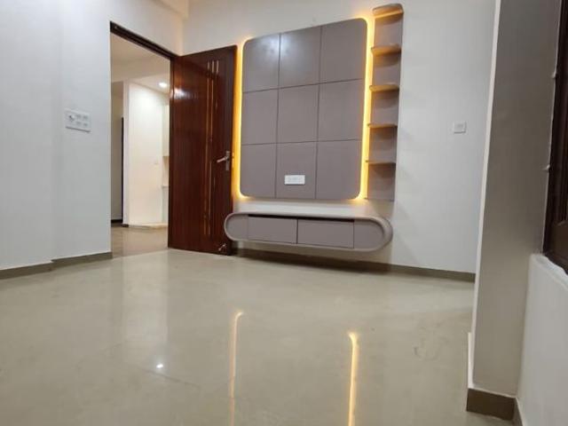 Resale | 3 BHK + Store Room 1250 Sq.Ft. Apartment in Prateek Grand City