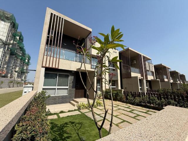 Resale | 3 BHK + Store Room 1300 Sq.Ft. Villa in Gera Planet Of Joy