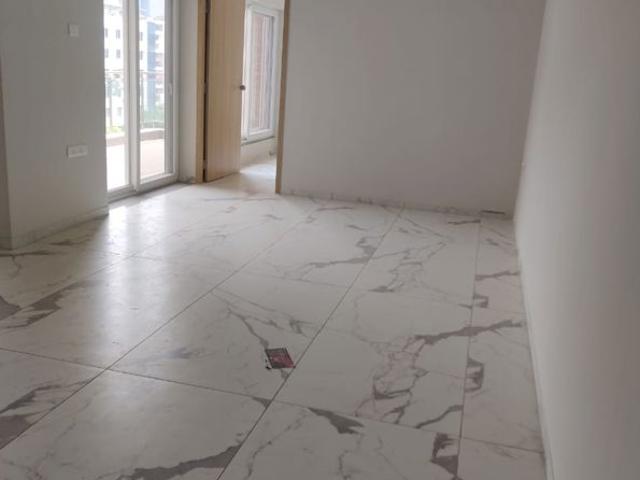 Resale | 3 BHK + Store Room 1350 Sq.Ft. Apartment in Kumar Peninsula