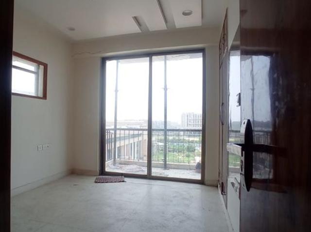 Resale | 3 BHK + Store Room 1450 Sq.Ft. Apartment in Sector 13 Dwarka
