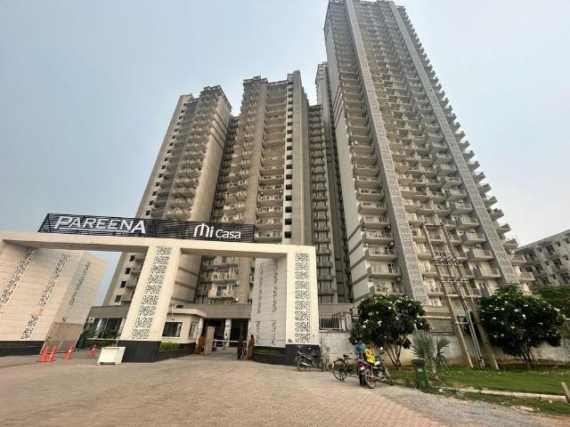 Resale | 3 BHK + Store Room 1483 Sq.Ft. Apartment in Pareena Micasa