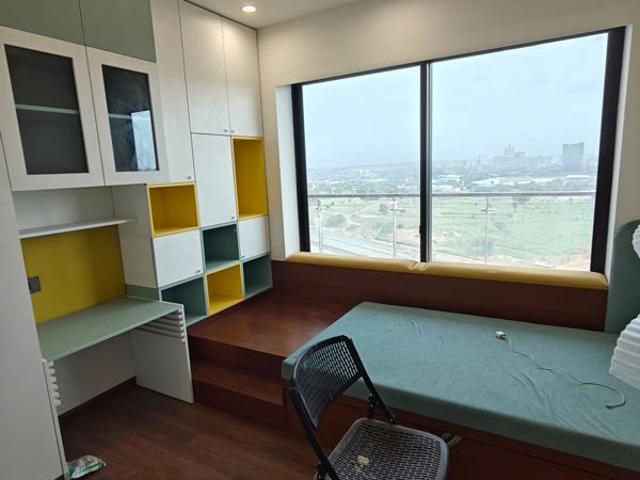 Resale | 3 BHK + Store Room 1600 Sq.Ft. Apartment in Dwarka