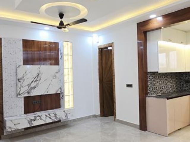 Resale | 3 BHK + Store Room 1600 Sq.Ft. Apartment in Shouryapuram