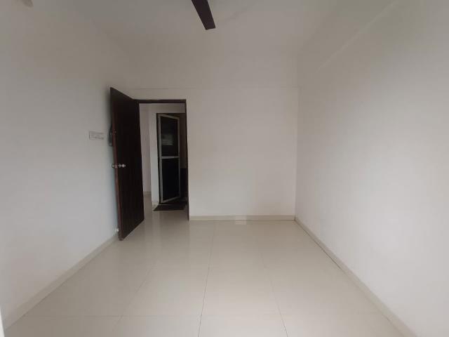 Resale | 3 BHK + Store Room 1650 Sq.Ft. Apartment in Akshar Greystone