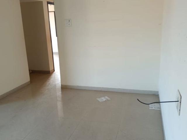 Resale | 3 BHK + Store Room 1800 Sq.Ft. Apartment in Galaxy Carina