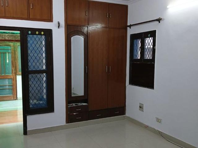 Resale | 3 BHK + Store Room 2200 Sq.Ft. Apartment in DDA Delhi Dwarka Awas Yojna
