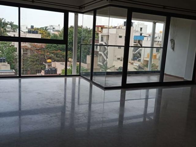 Resale | 3 BHK + Store Room 2386 Sq.Ft. Apartment in Pramuk MM Meridian