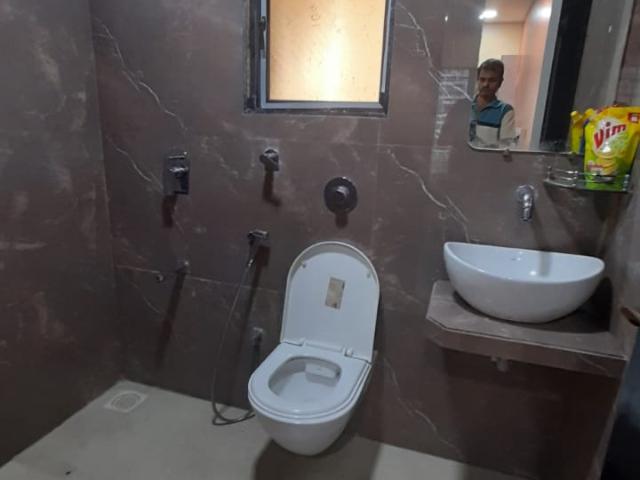 Resale | 3 BHK + Pooja Room 800 Sq.Ft. Apartment in Evershine Millennium Paradise