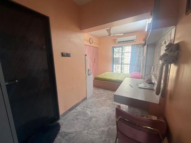 Resale | 3 BHK + Pooja Room 970 Sq.Ft. Apartment in Runwal Pearl