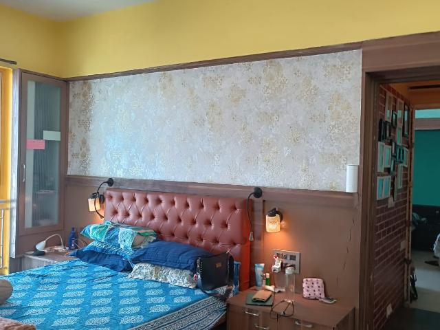 Resale | 3 BHK + Pooja Room 1000 Sq.Ft. Apartment in One Hiranandani Park