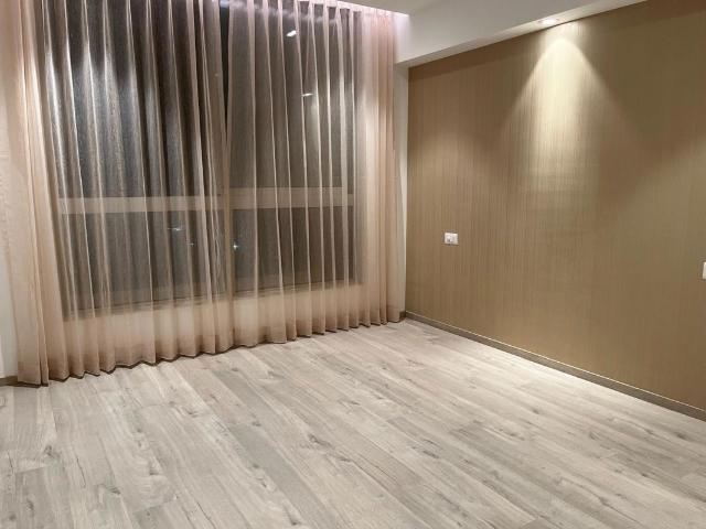 Resale | 3 BHK + Pooja Room 1075 Sq.Ft. Apartment in Narang Privado