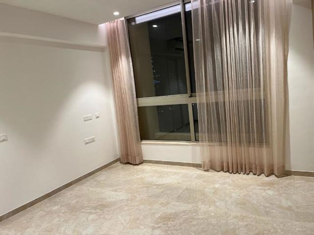 Resale | 3 BHK + Pooja Room 1075 Sq.Ft. Apartment in Narang Privado