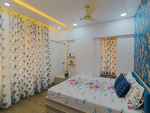 Resale | 3 BHK + Pooja Room 1109 Sq.Ft. Apartment in Rajveer Palace II