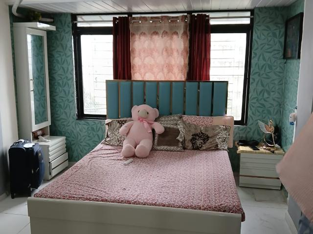 Resale | 3 BHK + Pooja Room 1150 Sq.Ft. Apartment in Gundecha Valley of Flowers