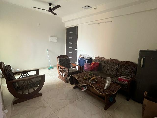 Resale | 3 BHK + Pooja Room 1185 Sq.Ft. Apartment in Gaurs Siddhartham