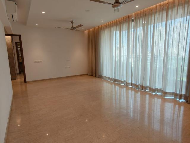 Resale | 3 BHK + Pooja Room 1200 Sq.Ft. Apartment in Hiranandani Lake Enclave Glendale