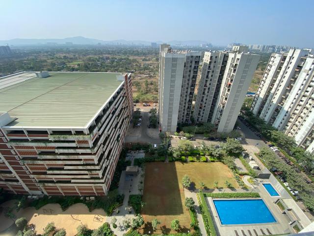 Resale | 3 BHK + Pooja Room 1200 Sq.Ft. Apartment in Lodha Palava Trinity A To C