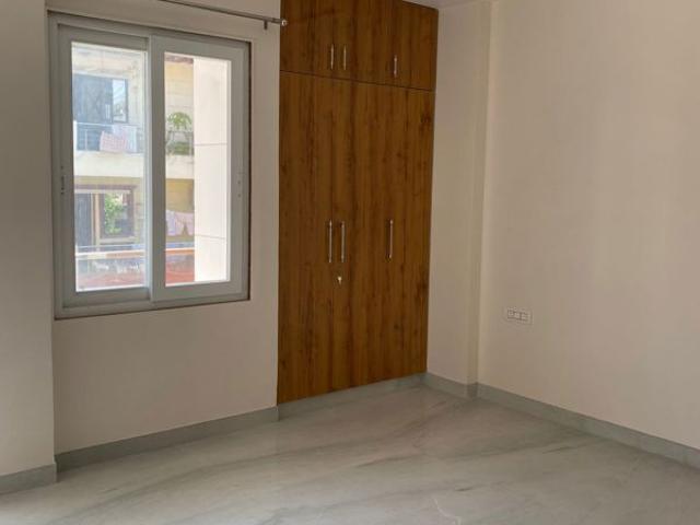 Resale | 3 BHK + Pooja Room 1250 Sq.Ft. Apartment in Vikas Puri