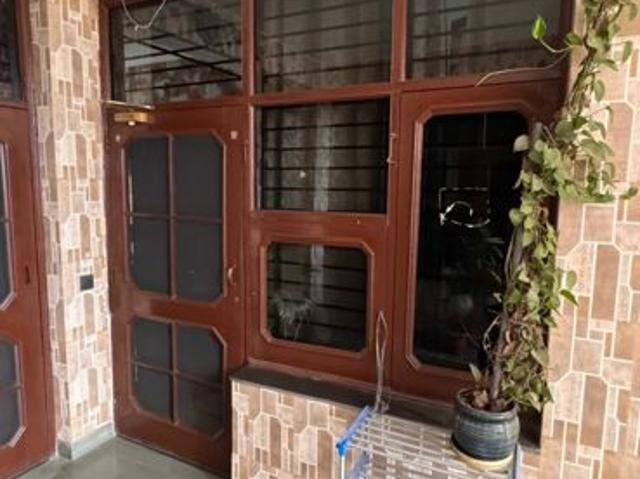 Resale | 3 BHK + Pooja Room 1250 Sq.Ft. Apartment in Sector 51