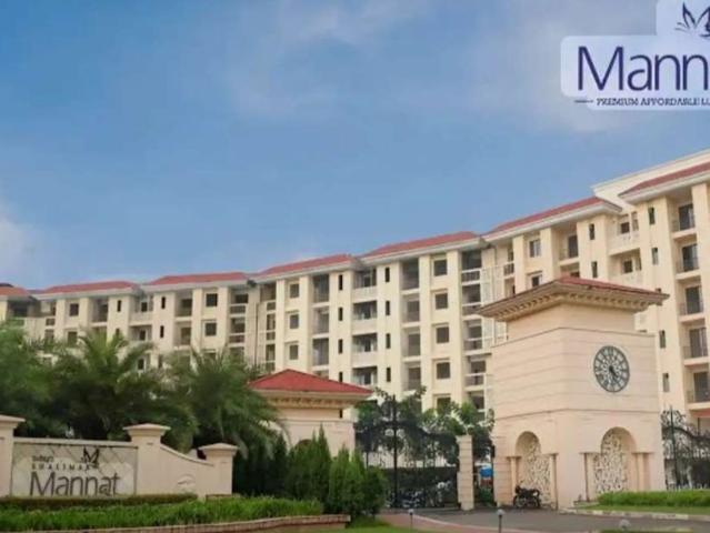 Resale | 3 BHK + Pooja Room 1250 Sq.Ft. Apartment in Shalimar Mannat