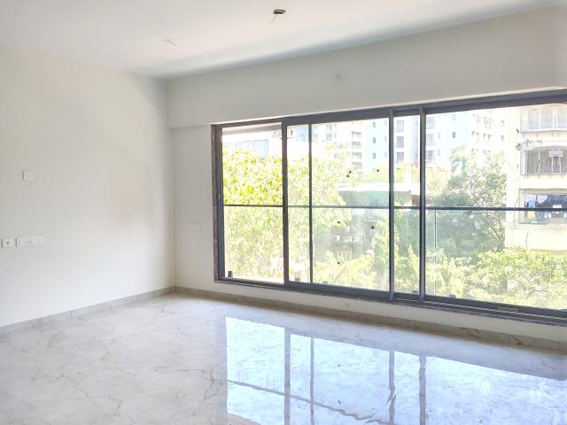 Resale | 3 BHK + Pooja Room 1264 Sq.Ft. Apartment in Monarch West View