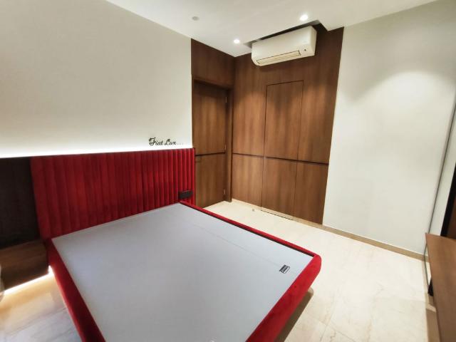 Resale | 3 BHK + Pooja Room 1266 Sq.Ft. Apartment in Lodha Sterling