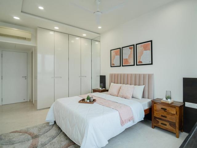 Resale | 3 BHK + Pooja Room 1300 Sq.Ft. Apartment in Oberoi Realty Exquisite