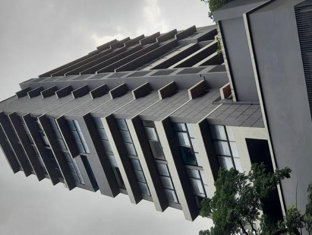 Resale | 3 BHK + Pooja Room 1300 Sq.Ft. Apartment in Santacruz West