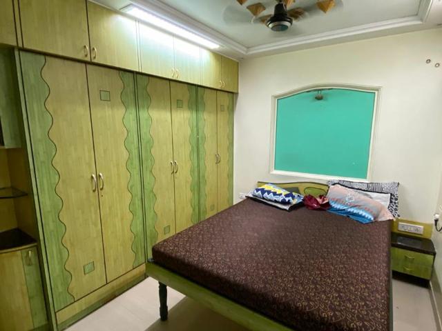 Resale | 3 BHK + Pooja Room 1325 Sq.Ft. Apartment in Kanakia Challengers