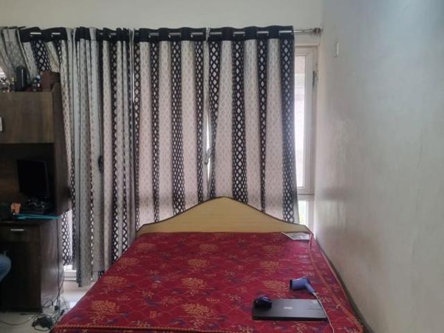 Resale | 3 BHK + Pooja Room 1360 Sq.Ft. Apartment in Godrej Skyline